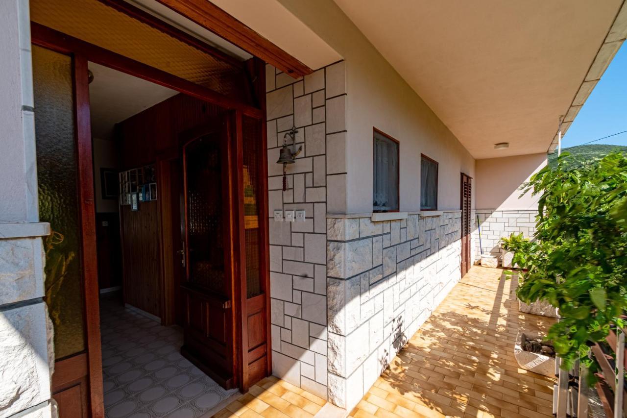 Apartments Mak Racisce Exterior photo